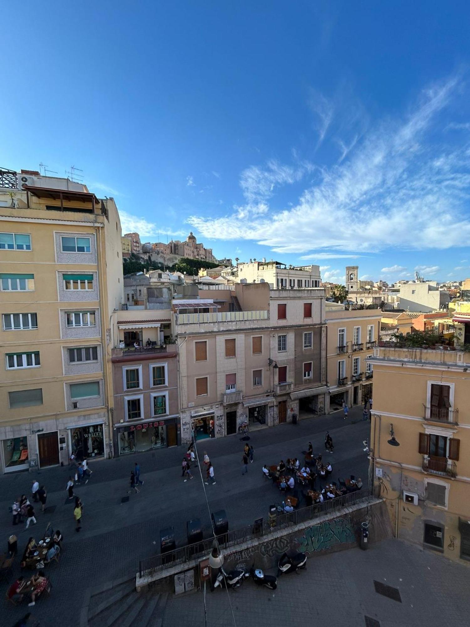 Vanilla Rooms Cagliari Ngoại thất bức ảnh