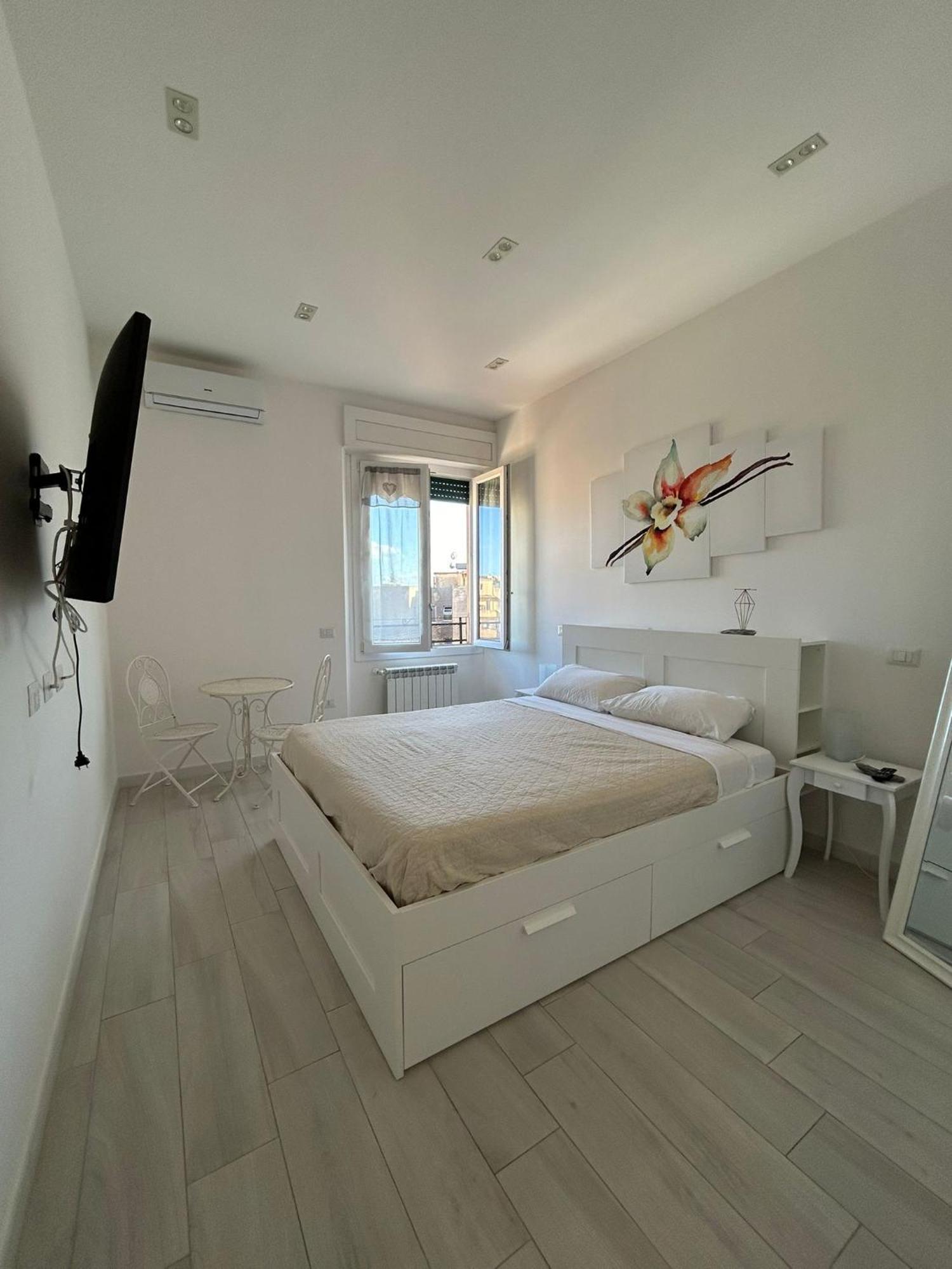 Vanilla Rooms Cagliari Ngoại thất bức ảnh